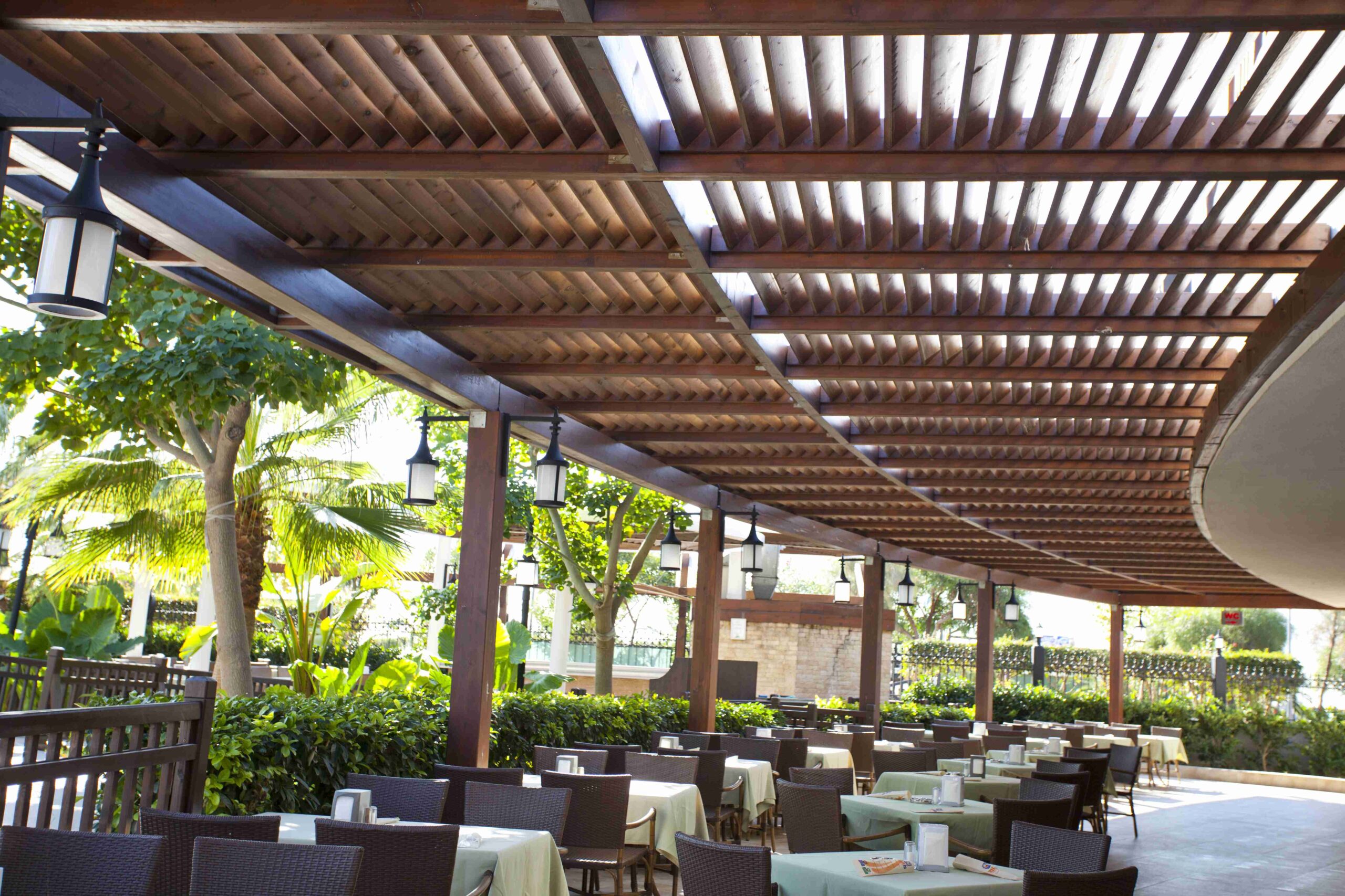 Pergola ve Güneş Kırıcı
